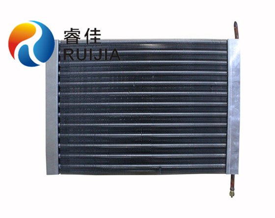 銅管套片蒸發(fā)器.jpg 銅管套片蒸發(fā)器.jpg