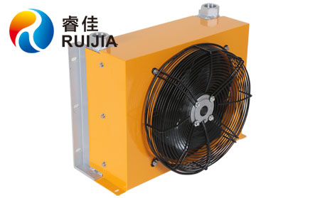 注塑機(jī)油冷卻器