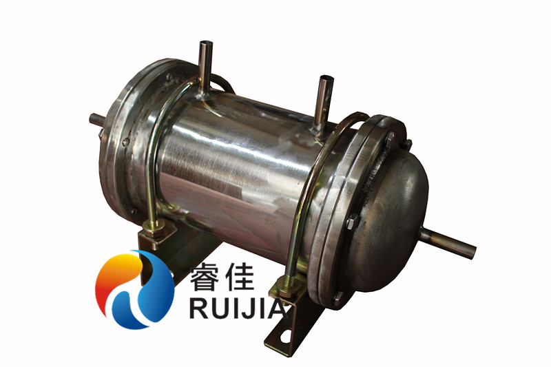 理工大學(xué)定做5寸全<font color='red'>不銹鋼水冷卻器</font>