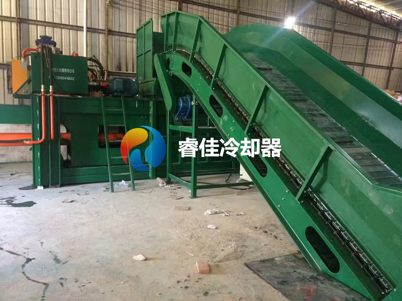 睿佳液壓風(fēng)冷散熱器用于液壓打包機(jī)