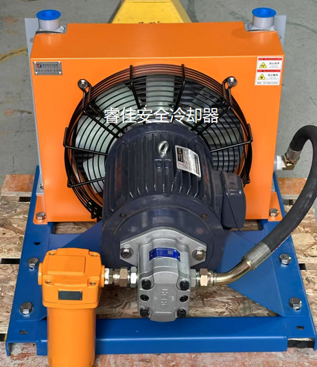 <font color='red'>一體式獨(dú)立循環(huán)冷卻器</font>