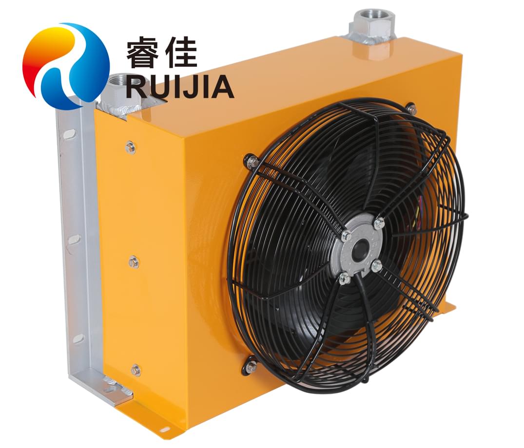 【真品質(zhì)】讓廣西容縣客戶訂購RJ-355液壓風(fēng)冷卻器