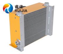 【工廠車間】睿佳幫您<font color='red'>風(fēng)冷卻器</font>選型?。? title=