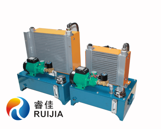 防凍液<font color='red'>風(fēng)冷卻器獨(dú)立循環(huán)系統(tǒng)</font>