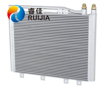 裝載機(jī)散熱器