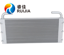 裝載機(jī)水箱